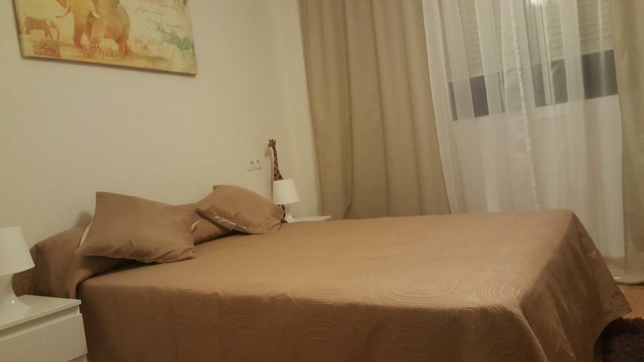 Pension Yna Holiday Malaga Exterior photo