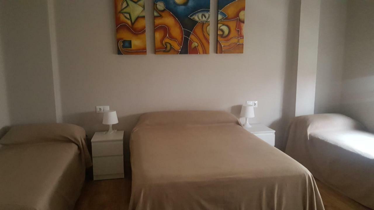 Pension Yna Holiday Malaga Exterior photo
